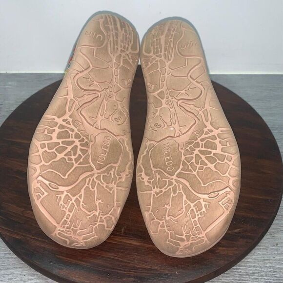 UIN Women’s 5.5 Slip On Shoes Canvas Comfortable Loafers Slip On "Butterfly" - Picture 11 of 11